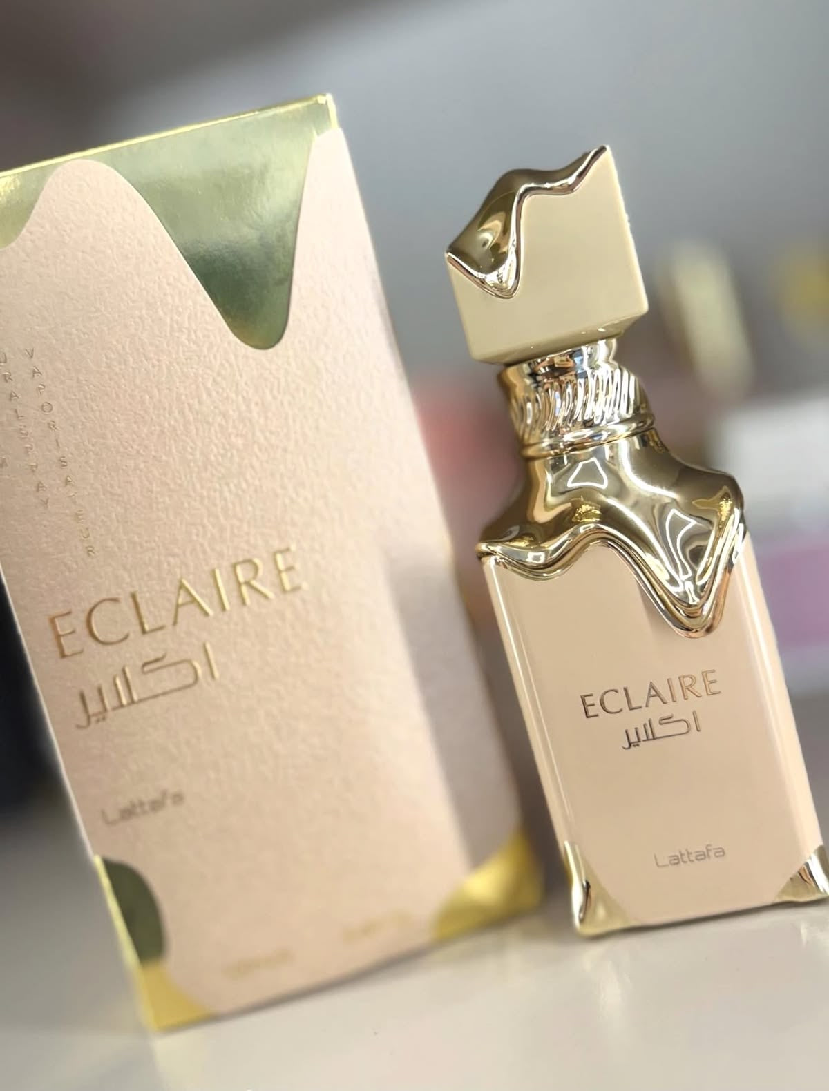 Lattafa Eclaire